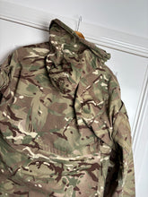 Charger l'image dans la galerie, Surplus British Army MTP Smock Combat Windproof -Size 160/96 - The Militaria Shop