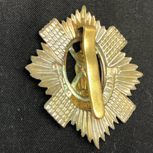 Load image into Gallery viewer, Original WW2 British Army Cap Badge - The Royal Scots - The Militaria Shop