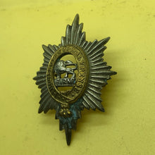 Load image into Gallery viewer, Original WW2 British Army Worcestershire Regiment Cap Badge - The Militaria Shop