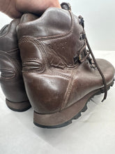 Load image into Gallery viewer, British Army Surplus Brown Leather Combat Boots - ITURRI - Size UK 10 M - The Militaria Shop