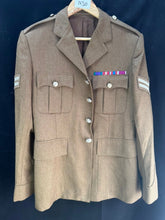 Lade das Bild in den Galerie-Viewer, British Army Surplus No.2 Service Dress Jacket - Size 182/100/92 - The Militaria Shop
