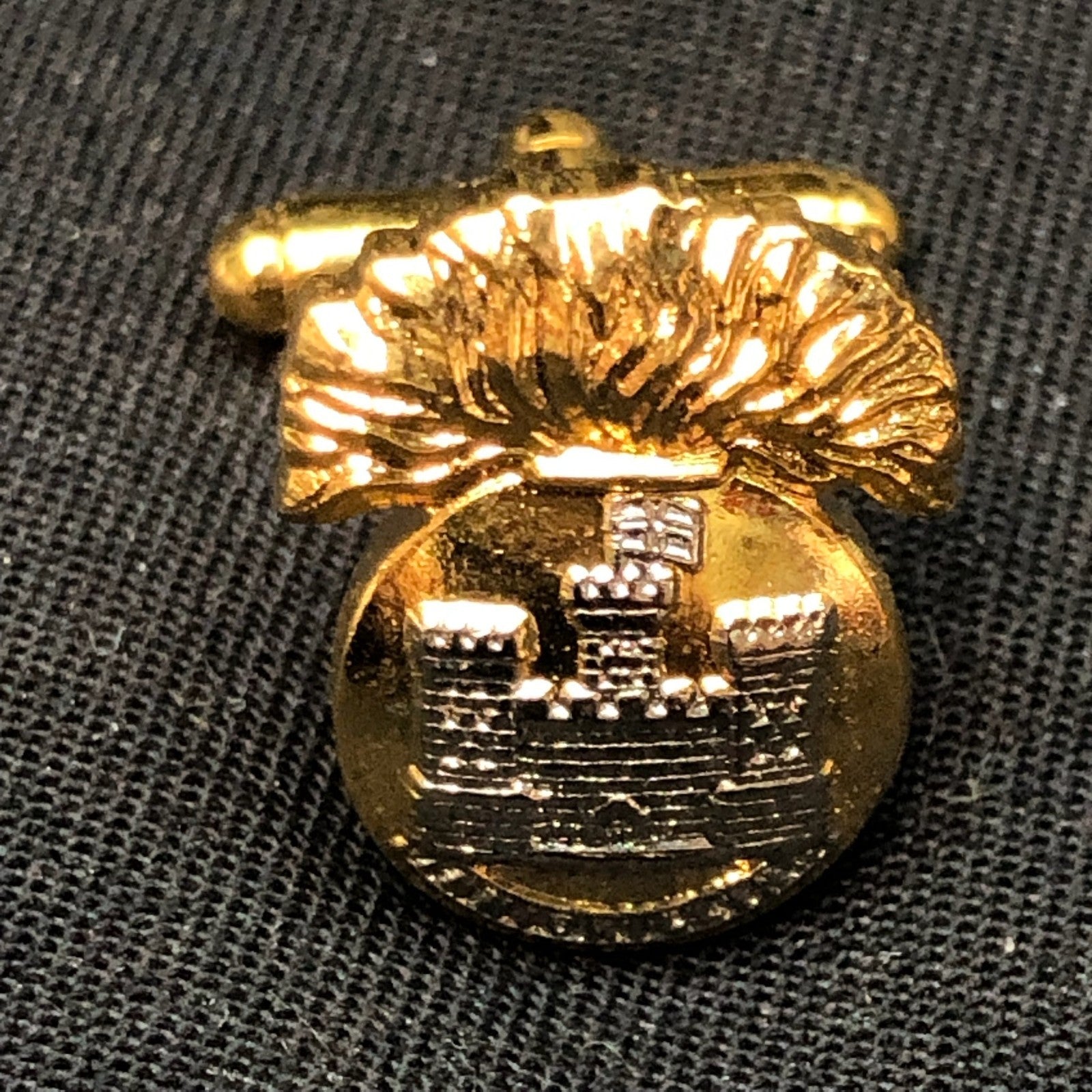 British Army Royal Inniskilling Fusiliers Single Cufflink - The Militaria Shop