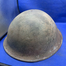 Charger l'image dans la galerie, Original WW2 Mk3 Canadian / British Army Turtle Helmet High Rivet - The Militaria Shop