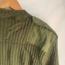Load image into Gallery viewer, Genuine British Army Jersey Heavy Man's Pull Over Jumper - Size 3 - The Militaria Shop