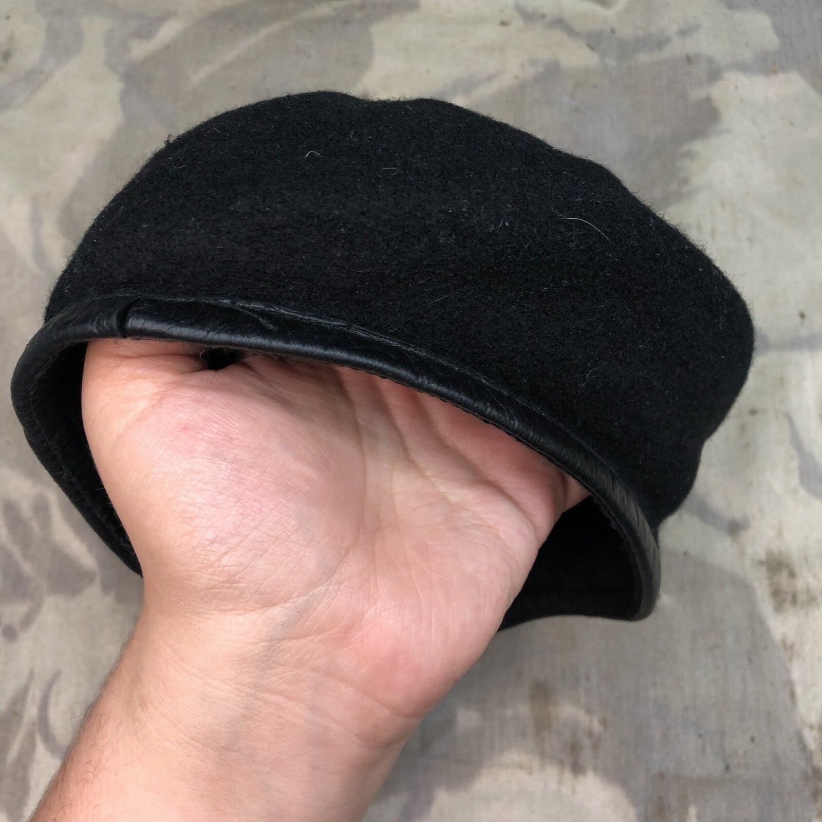 Genuine British Army Forces Beret - RTR Royal Tank Regiment - Size 54 - The Militaria Shop