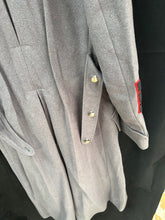 Charger l'image dans la galerie, Genuine British Army Surplus Household Guards Greatcoat Overcoat Size 104cm - The Militaria Shop