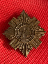 Lade das Bild in den Galerie-Viewer, Victorian British Army 74th Highland Light Infantry Cap / Glengarry Badge - The Militaria Shop