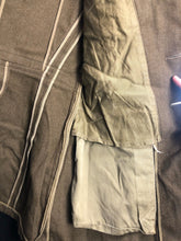 Lade das Bild in den Galerie-Viewer, Original WW2 US Army Class A Dress Jacket - Private Ryan Prop - 38" Regular - The Militaria Shop