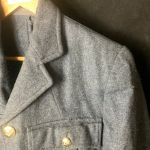 Load image into Gallery viewer, Original WW2 Pattern British Royal Air Force RAF Jacket - Size 13 - 38" Chest - The Militaria Shop