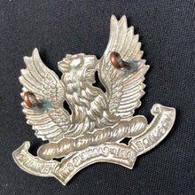 Charger l'image dans la galerie, WW1 British Army Ayrshire (Earl of Carrick's Own) Yeomanry Cap Badge - The Militaria Shop