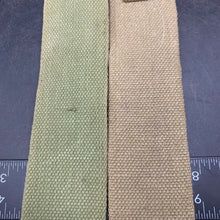 Lade das Bild in den Galerie-Viewer, Original WW2 British Army 37 Pattern Equipment Webbing L Strap Set - The Militaria Shop