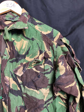 Load image into Gallery viewer, Genuine British Army Surplus DPM Camouflage Jacket - Size 170/96 - The Militaria Shop