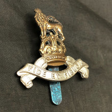 Charger l'image dans la galerie, Original British Army Cap/Beret Badge - Royal Army Pay Corps RAPC - The Militaria Shop