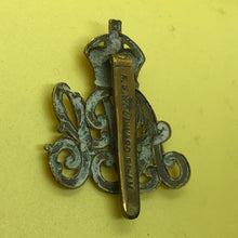 Load image into Gallery viewer, Original WW1/WW2 British Army Pay Corps Cap Badge - The Militaria Shop