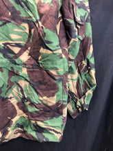 Load image into Gallery viewer, Vintage British Army Surplus Camouflaged Combat DPM Jacket - Size 170/96 - The Militaria Shop