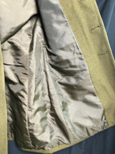 Lade das Bild in den Galerie-Viewer, British Army Grade 1 No.2 Dress Uniform Jacket - Scots Guards - Size 176/92/76 - The Militaria Shop