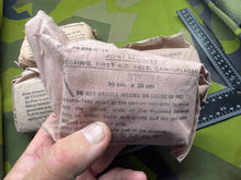 Load image into Gallery viewer, 4 x Original United Nations Individual Field Dressings French & English Wording - The Militaria Shop