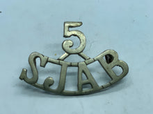 Charger l'image dans la galerie, Original WW1 / WW2 5th St. John's Ambulance Brigade 5 SJAB Shoulder Title - The Militaria Shop