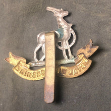 Load image into Gallery viewer, Original WW2 British Army Cap Badge - Royal Warwickshire - The Militaria Shop