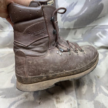 Load image into Gallery viewer, British Army Brown Leather Combat Boots - Altberg - Size UK 7M - The Militaria Shop