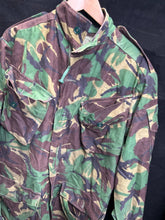 Charger l'image dans la galerie, Surplus British Army DPM Pattern Camouflaged Smock Combat-180/96 - The Militaria Shop