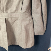 Lade das Bild in den Galerie-Viewer, Original WW2 US Army Class A Dress Jacket 1942 - Private Ryan Prop - 38" Long - The Militaria Shop