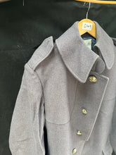 Load image into Gallery viewer, Genuine British Army Surplus Household Guards Greatcoat Overcoat Size 36" Chest - The Militaria Shop