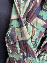 Load image into Gallery viewer, Surplus British Army DPM Pattern Camouflaged Smock Combat-170/96 - The Militaria Shop