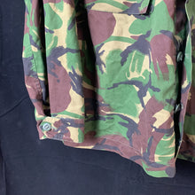 Load image into Gallery viewer, Genuine British Army DPM Camo Lightweight Combat Jacket - 170/104 - The Militaria Shop