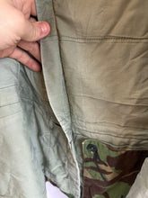 Load image into Gallery viewer, Genuine British Army Surplus DPM Camouflaged 1968 Pattern Smock - Size 36" Chest - The Militaria Shop