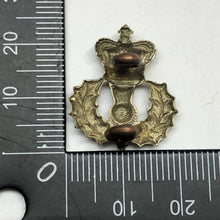 Charger l'image dans la galerie, Original Pre-WW1 Victorian Army Queen's Own Cameron Highlanders Regiment Collar - The Militaria Shop