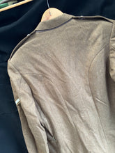 Lade das Bild in den Galerie-Viewer, Grade 1 British Army FAD No2 Dress Uniform Jacket - Size 182/108/100 - The Militaria Shop