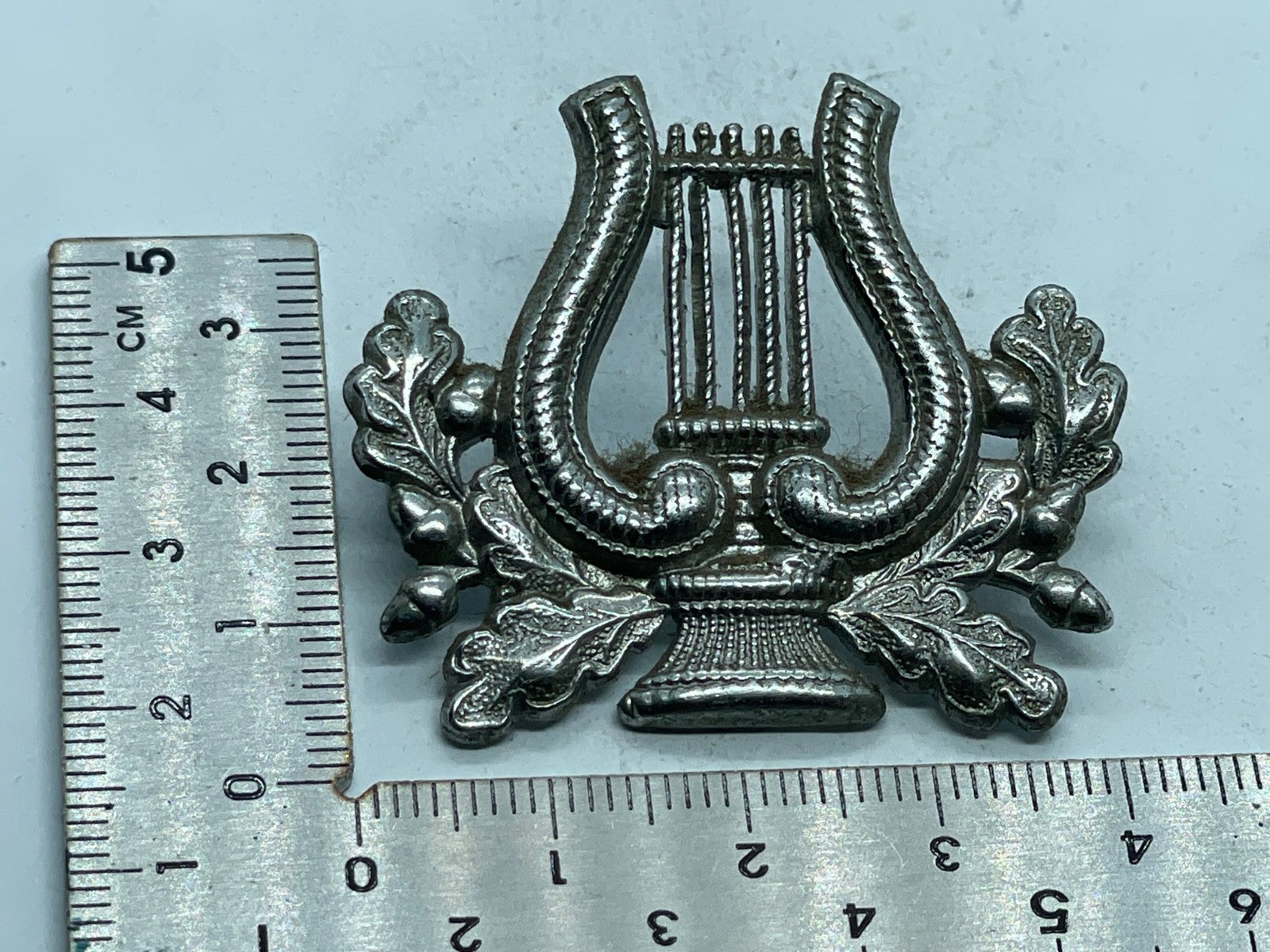 Original British Army WW1 / WW2 Volunteer Musician's Cap Badge - The Militaria Shop