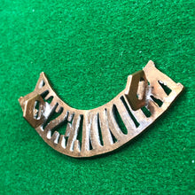Load image into Gallery viewer, Original WW1 British Army Brass Shoulder Title - Middlesex - The Militaria Shop