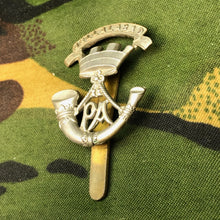 Load image into Gallery viewer, Original WW2 British Cap Badge - Somerset Light Infantry - The Militaria Shop