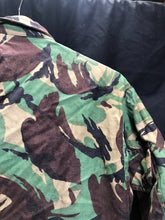 Load image into Gallery viewer, Vintage British Army Surplus Camouflaged Combat DPM Jacket - Size 170/96 - The Militaria Shop