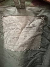 Load image into Gallery viewer, Genuine British Army Surplus DPM Camouflaged 1968 Pattern Smock - Size 38" Chest - The Militaria Shop