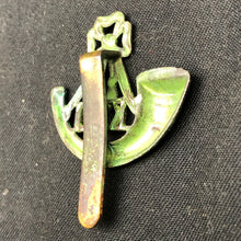 Lade das Bild in den Galerie-Viewer, Original British Army Cap Badge - King's Shropshire Light Infantry - The Militaria Shop