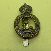 Load image into Gallery viewer, Original WW1 British Army Cap Badge - Hertfordshire Regiment - The Militaria Shop