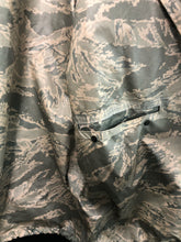 Lade das Bild in den Galerie-Viewer, US Air Force ABU Camo Orc Industries Parka Improved Rain Jacket - Medium - The Militaria Shop