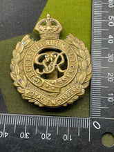 Load image into Gallery viewer, Original WW2 British Army GVI Royal Engineers Cap Badge - The Militaria Shop