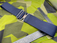 Charger l'image dans la galerie, Original British Royal Navy Blue Canvas Stable Belt - Approx 34" Waist - The Militaria Shop