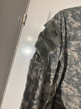 Load image into Gallery viewer, Surplus US Army ACU Combat Uniform Jacket -Size Medium-Regular - The Militaria Shop