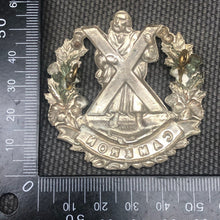 Load image into Gallery viewer, Original WW2 British Army Cap Badge - Cameron Highlanders - The Militaria Shop