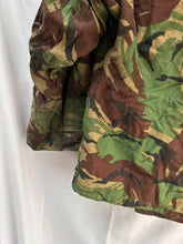 Load image into Gallery viewer, Genuine British Army Surplus DPM Camouflaged 1968 Pattern Smock - Size 36" Chest - The Militaria Shop