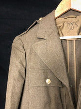 Lade das Bild in den Galerie-Viewer, Original WW2 US Army Class A Dress Jacket 1941 - Private Ryan Prop - 38" STUB - The Militaria Shop
