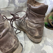 Load image into Gallery viewer, British Army Brown Leather Combat Boots - Altberg - Size UK 7M - The Militaria Shop