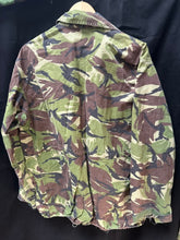 Lade das Bild in den Galerie-Viewer, Genuine British Army DPM Camouflaged Combat Field Jacket - Size 170/112 - The Militaria Shop