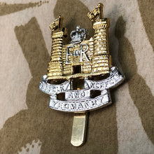 Load image into Gallery viewer, Genuine British Army Cap Badge - Suffolk and Norfolk Yeomanry - The Militaria Shop