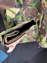 Load image into Gallery viewer, British Army DPM Camouflaged jacket Smock Windproof -Size 170/96 - The Militaria Shop